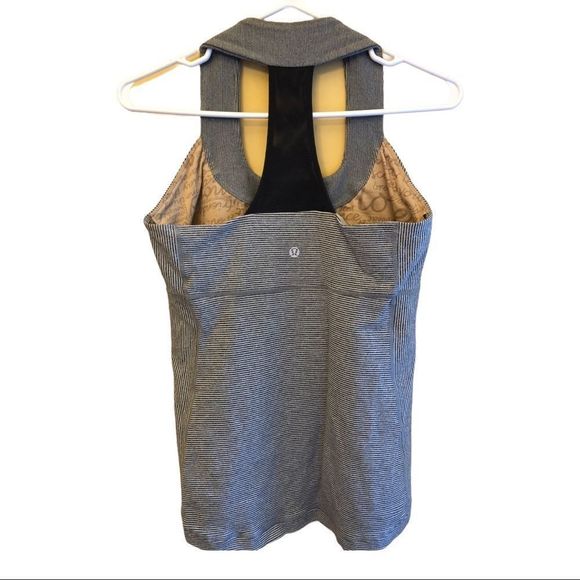 Lululemon Scoop Neck Tank - Picture 2 of 6